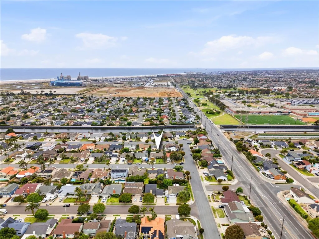 21551 Kanakoa Lane, Huntington Beach, CA 92646