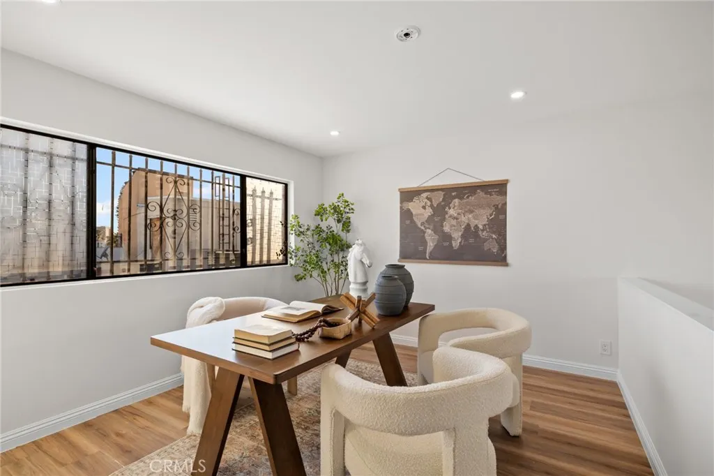 Additional image 94 of 300 S Reno Street Unit 303, Los Angeles, CA 90057