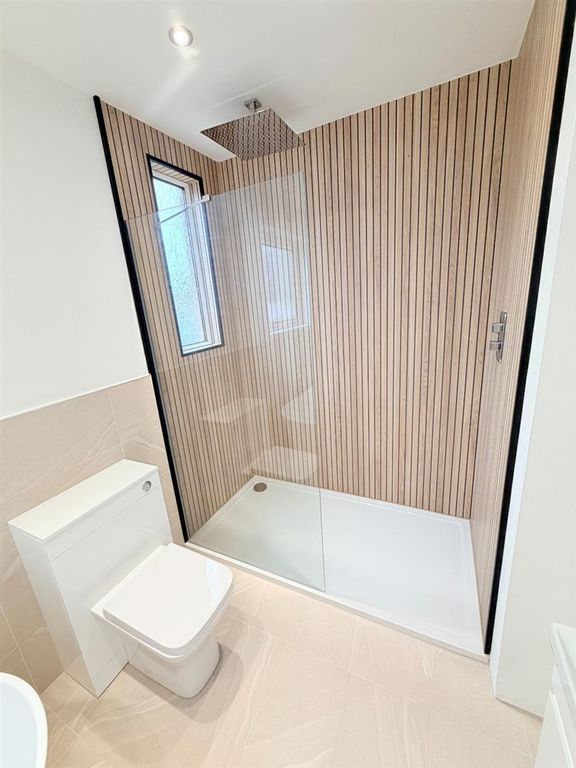 Additional image 32 of 5 bed semi-detached house for saleHutton Avenue, Hartlepool TS26