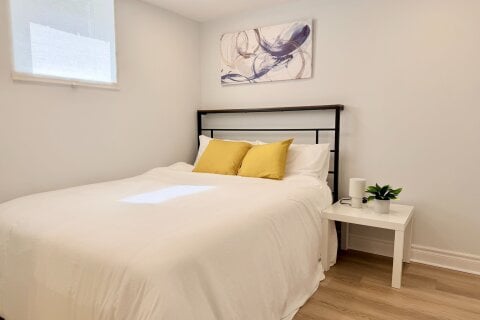 Additional image 7 of Room 2-450 Abington Avenue, Mississauga, ON, L5A 1L7