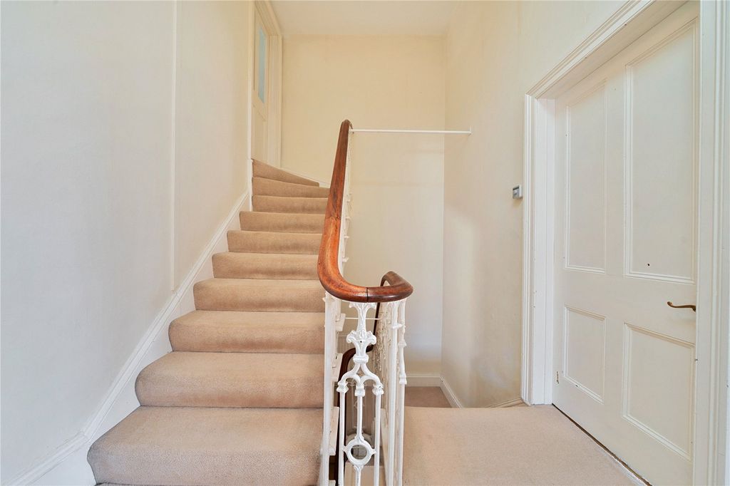 Additional image 13 of 3 bed maisonette for saleHughenden Road, Clifton, Bristol BS8