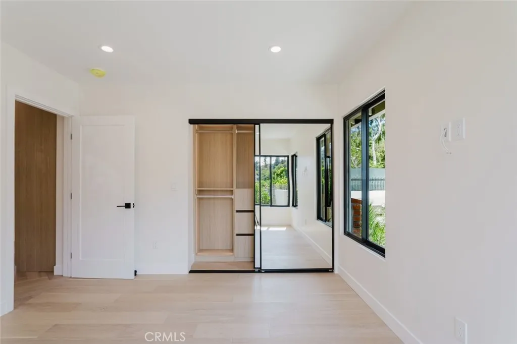 Additional image 50 of 941 Sherlock Drive, Burbank, CA 91501