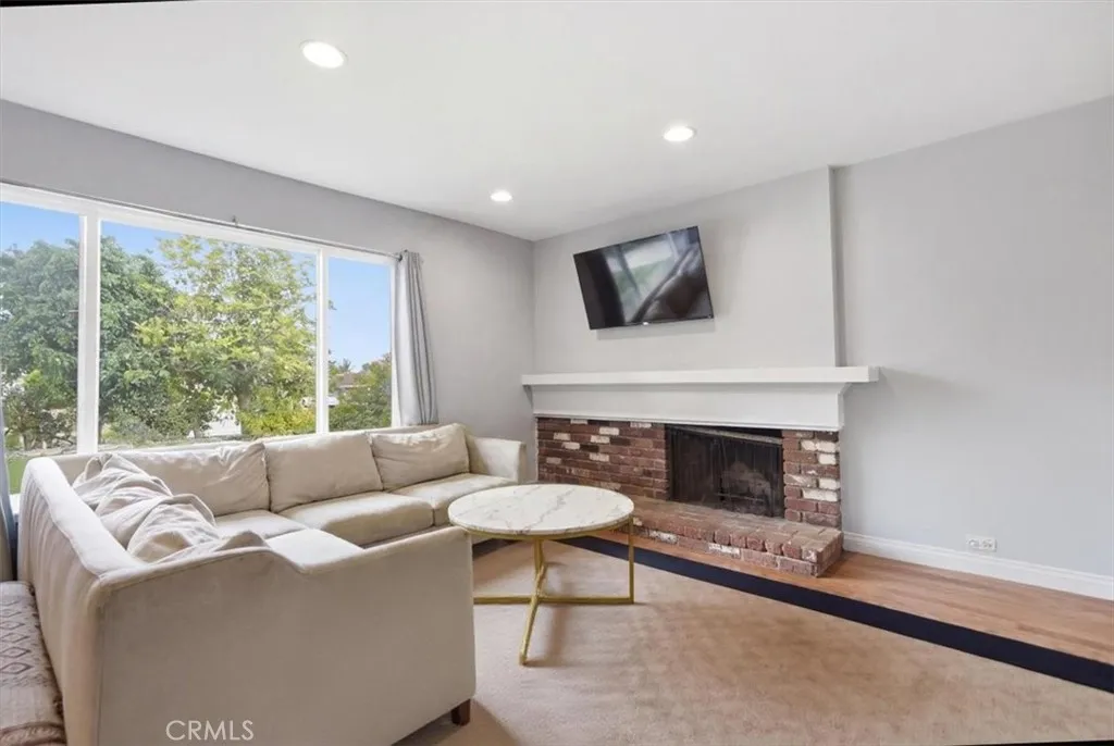Additional image 7 of 9533 Frankirst Ave, North Hills, CA 91343