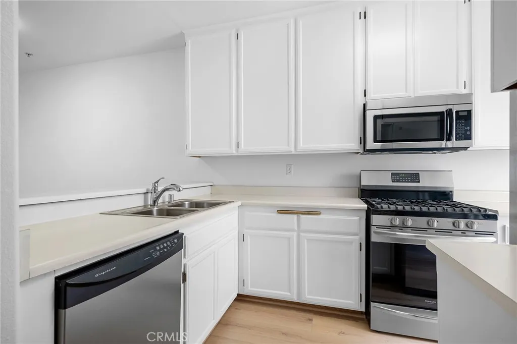 Additional image 12 of 11038 Camarillo Street Unit 13, North Hollywood, CA 91602
