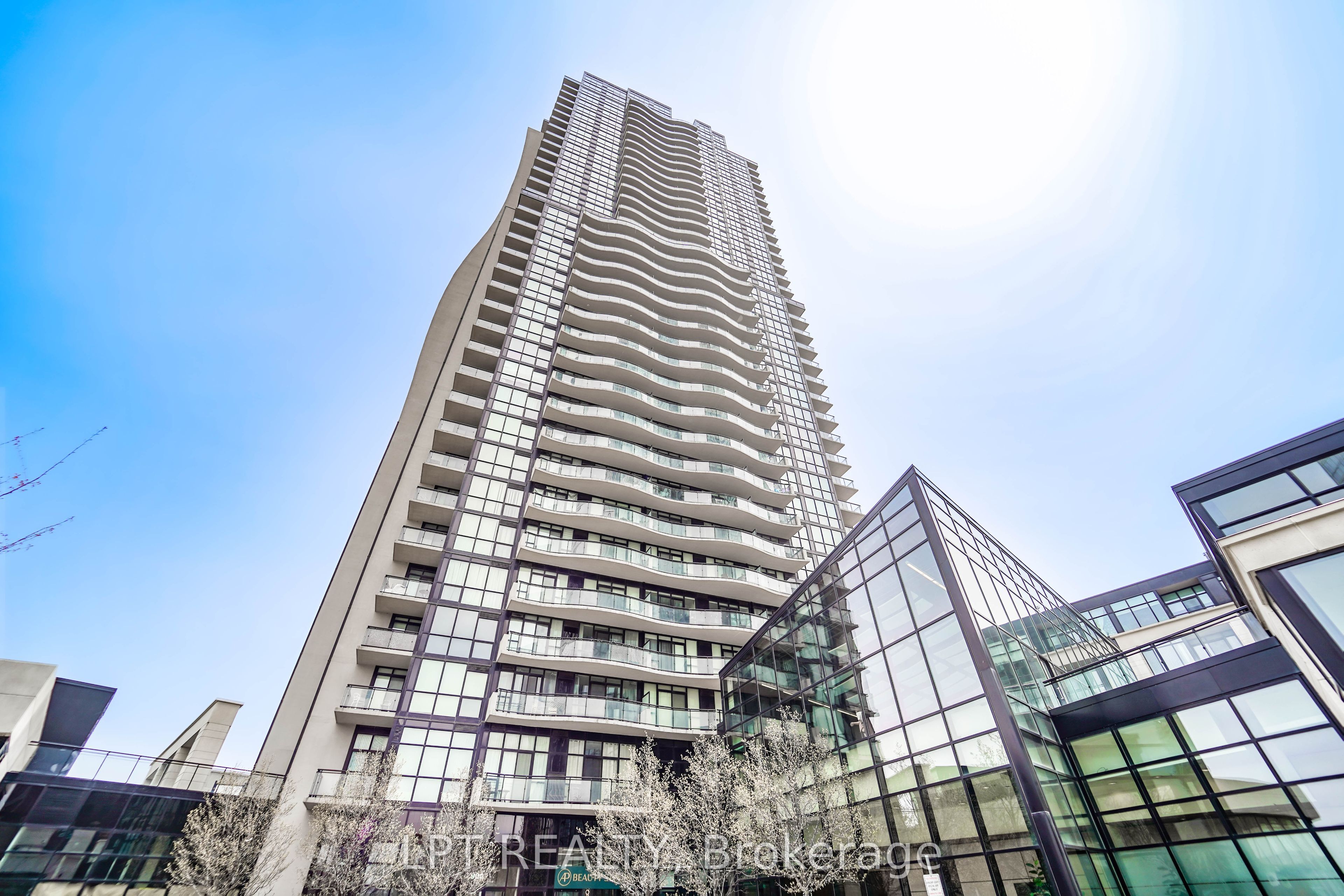 312-2900 Highway 7 N/a W, Vaughan, ON, L4K 0G3