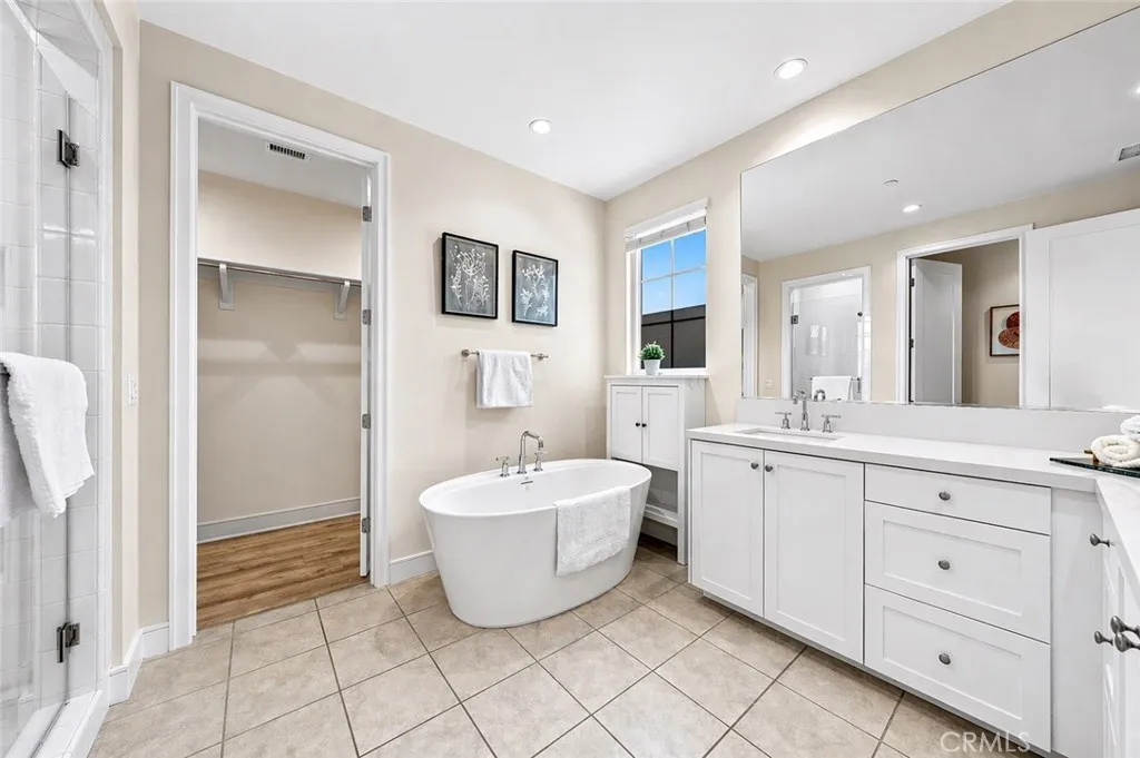Additional image 22 of 162 Winnett, Irvine, CA 92602