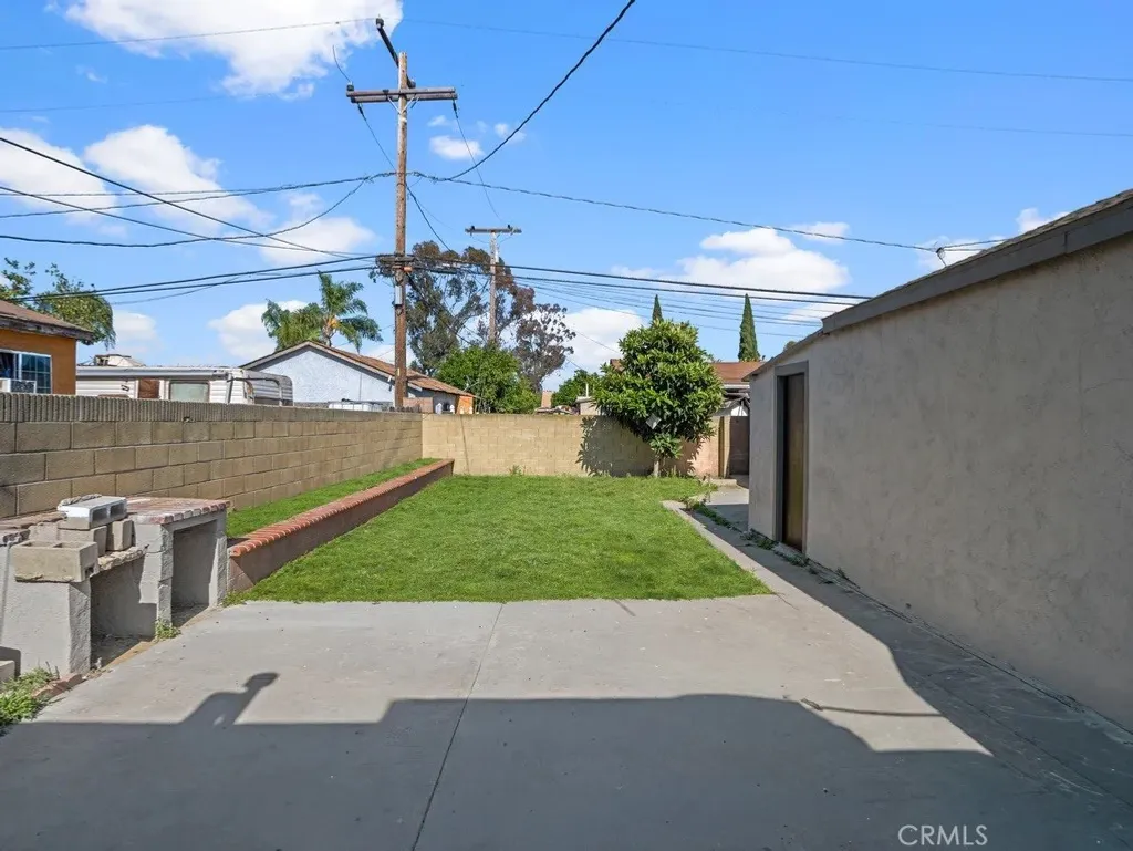 14912 S Gibson Ave, Compton, CA 90221