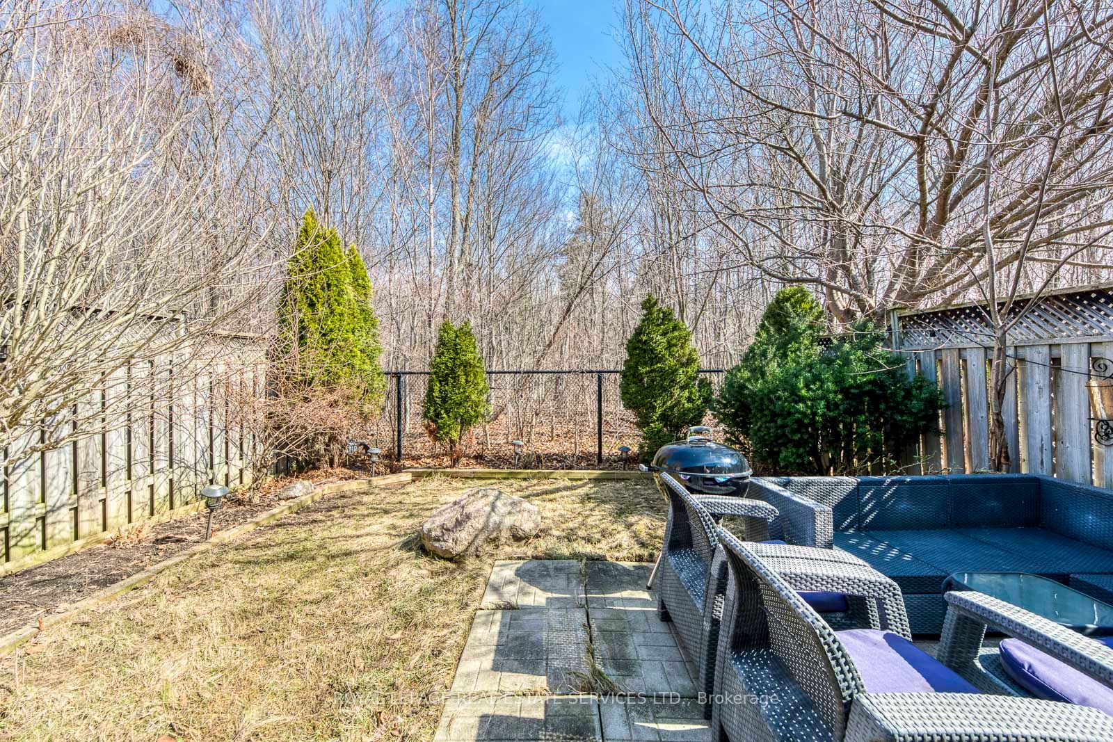 Additional image 4 of 2066 Broadleaf Crescent, Burlington, ON, L7L 6S4