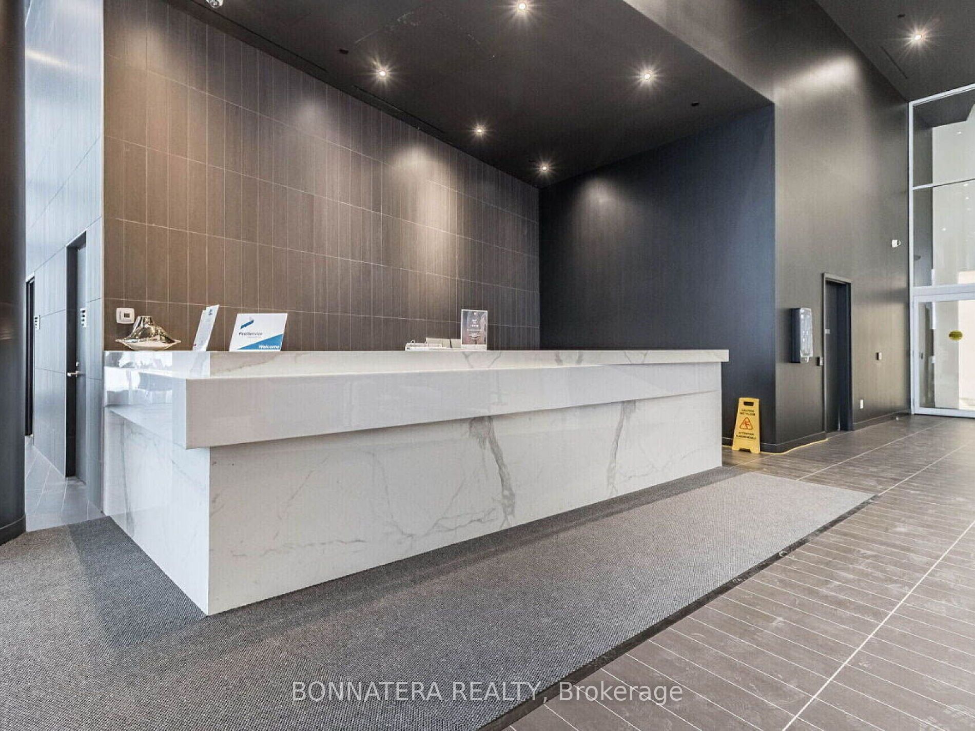 Additional image 4 of 906-3900 Confederation Parkway, Mississauga, ON, L5B 0L4