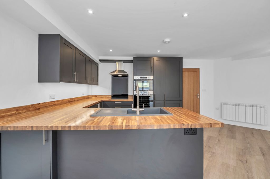 Additional image 5 of 2 bed flat for saleRisbygate Street, Bury St. Edmunds IP33