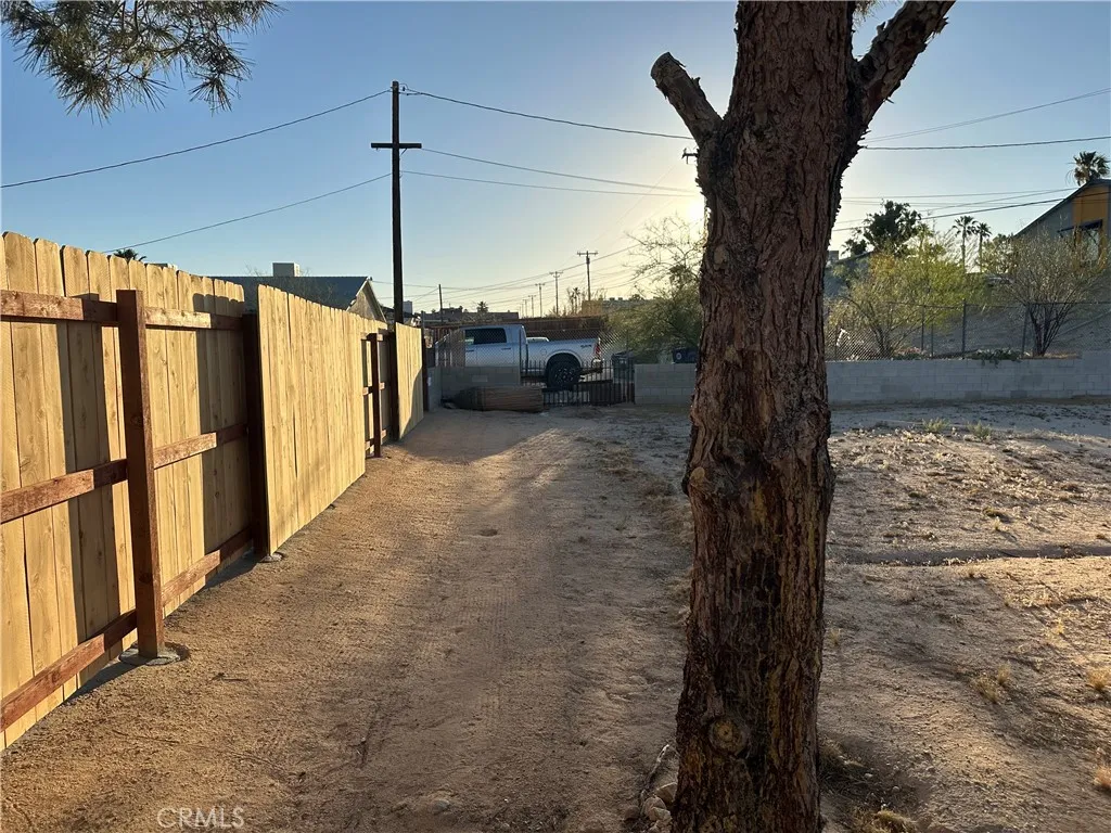 Additional image 86 of 5912 Bagley Avenue, 29 Palms, CA 92277