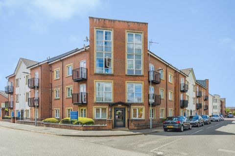 Plainsfield Street, Manchester M16