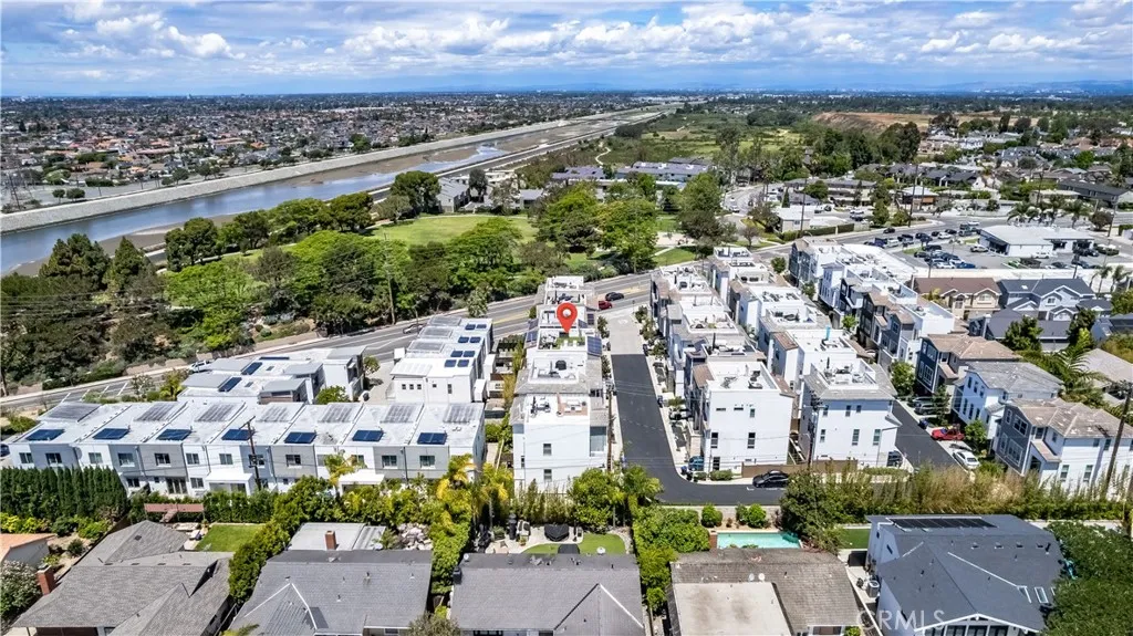 Additional image 58 of 2105 Two Harbors Circle, Costa Mesa, CA 92627