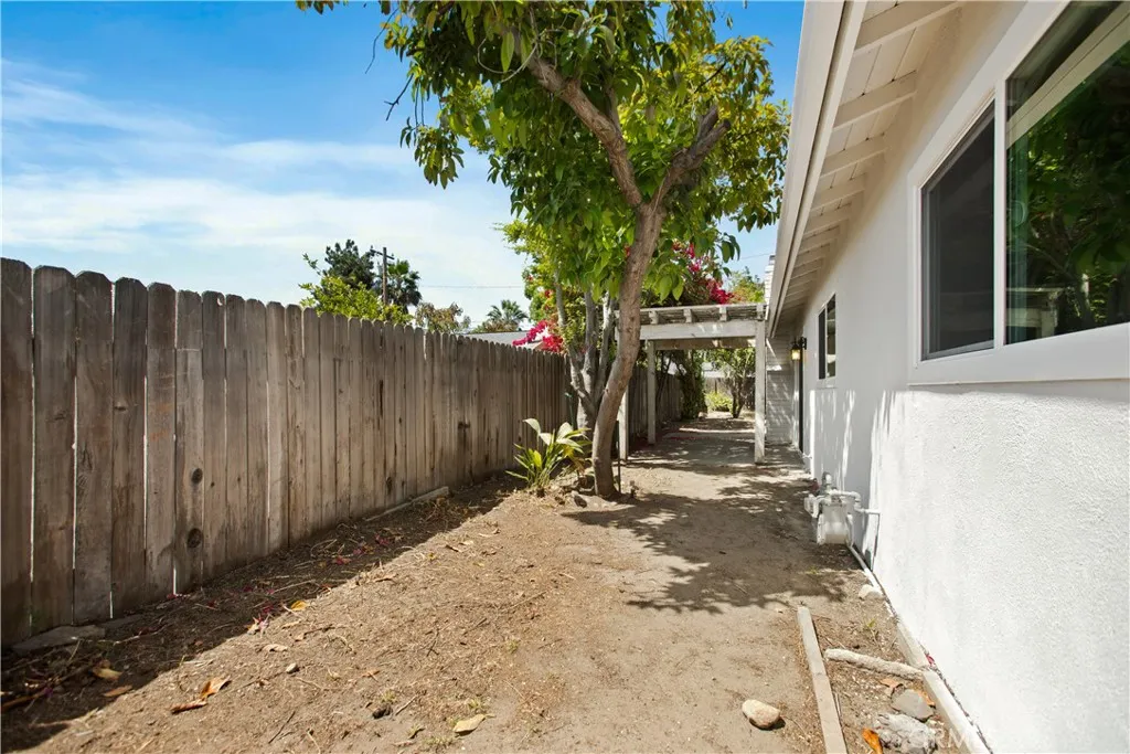 Additional image 31 of 384 W 7th St, Upland, CA 91786