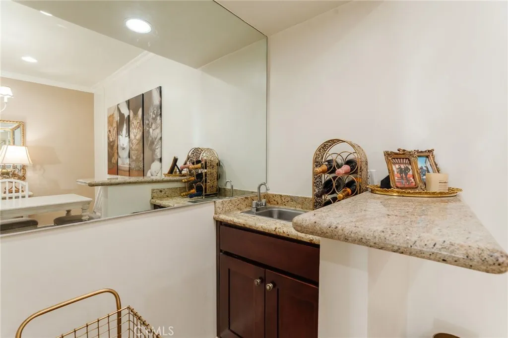 Additional image 10 of 2332 Fox Hills Dr Unit 103, Los Angeles, CA 90064