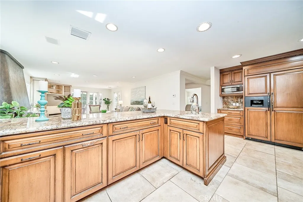 Additional image 55 of 15 Ensueno E, Irvine, CA 92620
