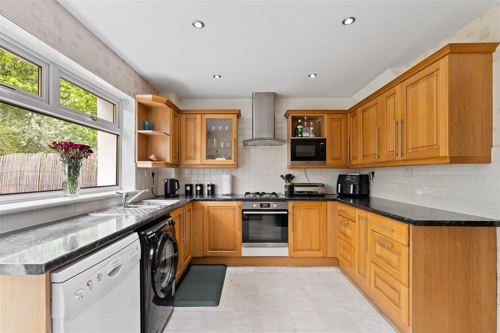 Additional image 3 of 3 bed terraced house for salePalmer Rise, Livingston EH54