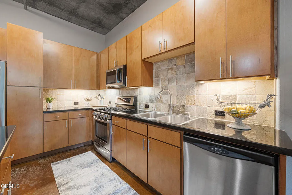 Additional image 47 of 840 E Green Street Unit 124, Pasadena, CA 91101