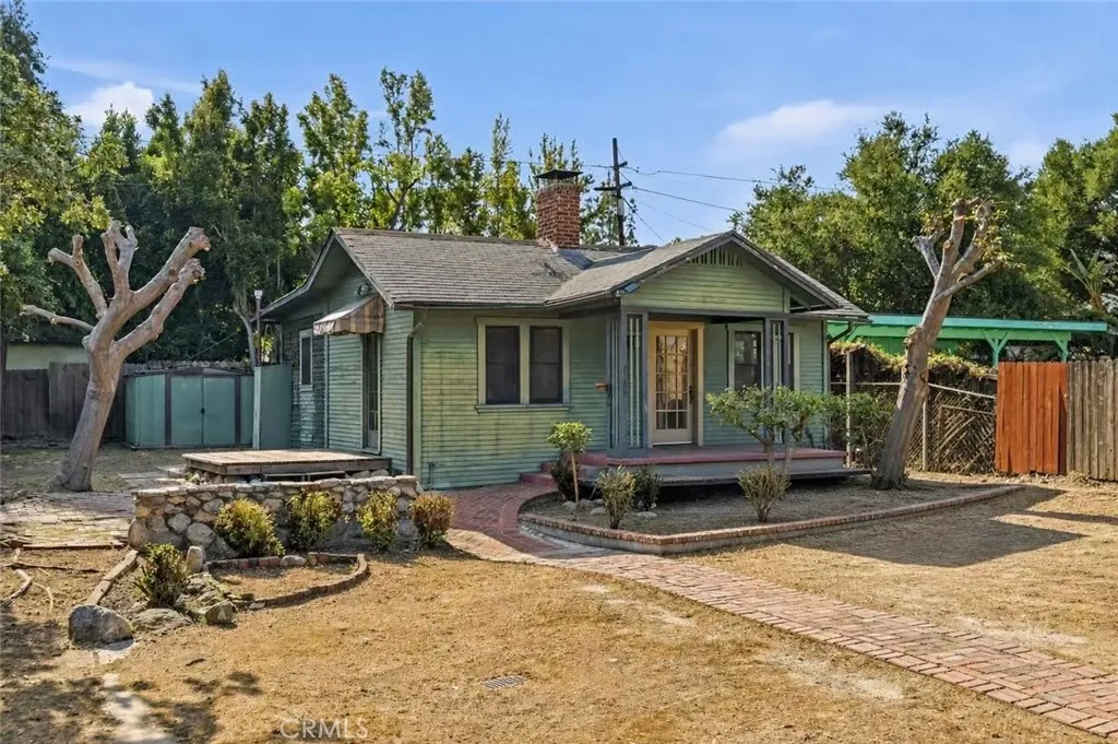 165 S Meridith Avenue, Pasadena, CA 91106 photo 5