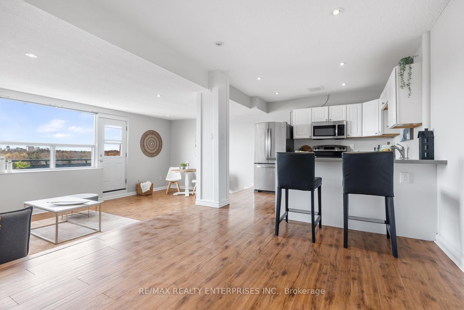 Additional image 3 of 901-49 Queen Street E, Mississauga, ON, L5G 4N6