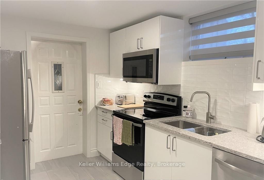 1023 Robarts Road, Oakville, ON, L6H 2B2