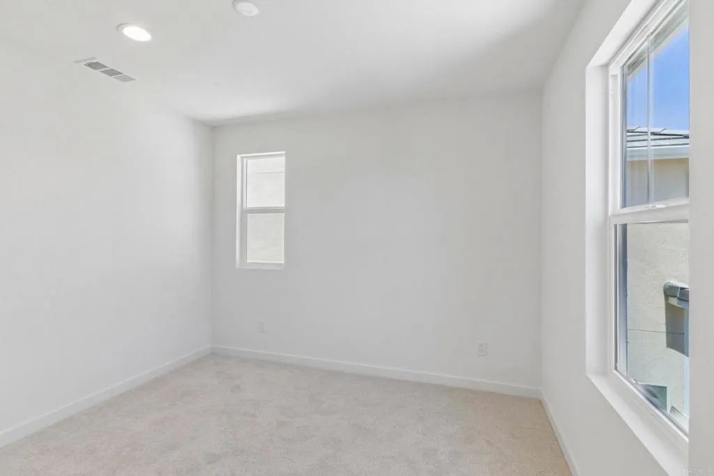 Additional image 34 of 711 Kingbird Loop, Oceanside, CA 92058