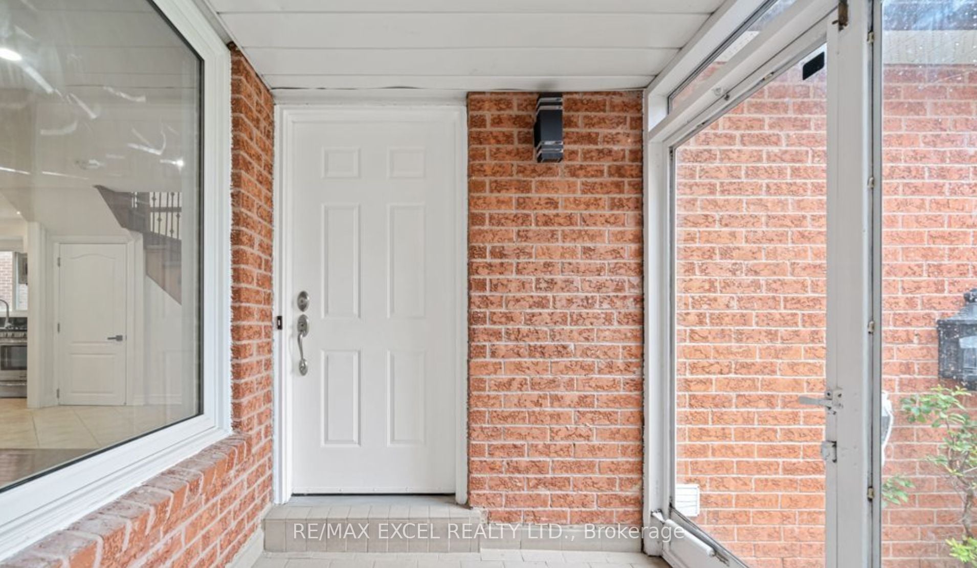 Additional image 3 of Main-173 Kersey Crescent, Richmond Hill, ON, L4C 8X7