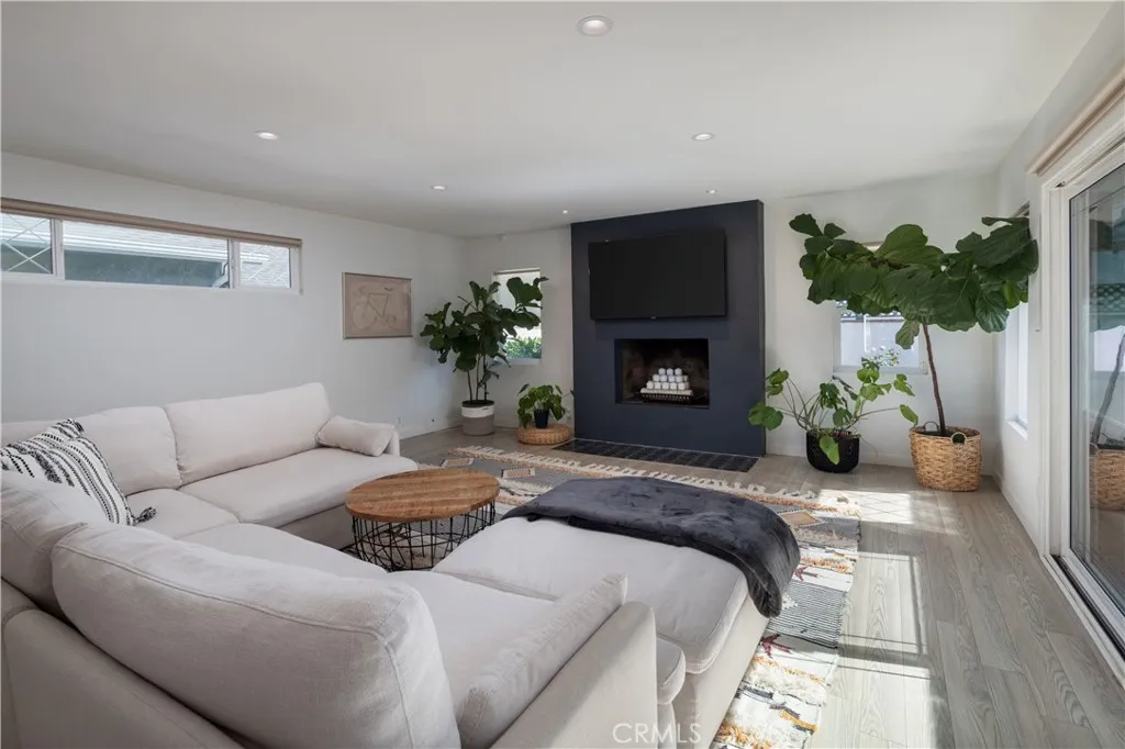 Additional image 19 of 6242 E Pageantry Street, Long Beach, CA 90808