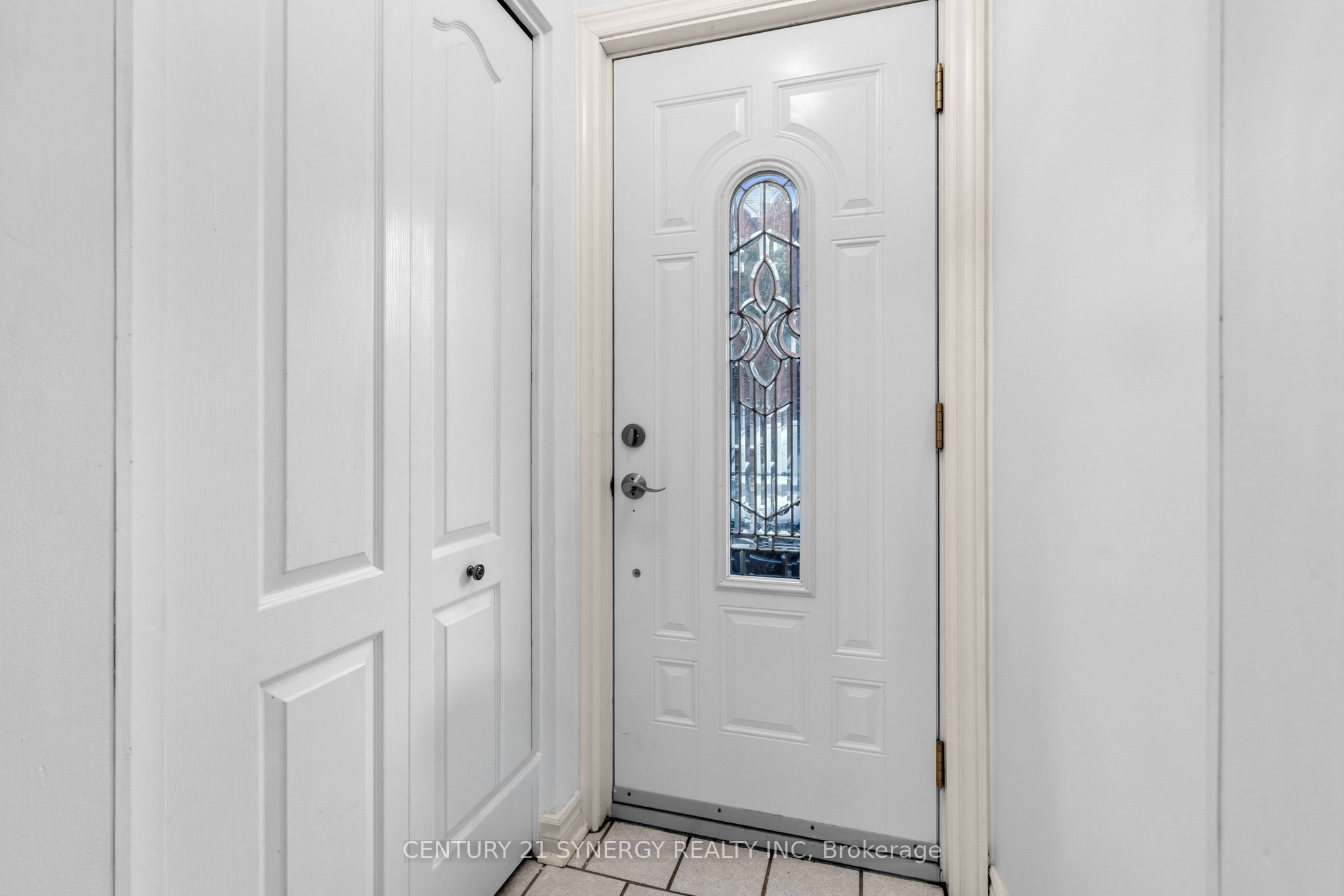 Additional image 4 of 6 Berton Place, Ottawa, ON, K2L 3R8