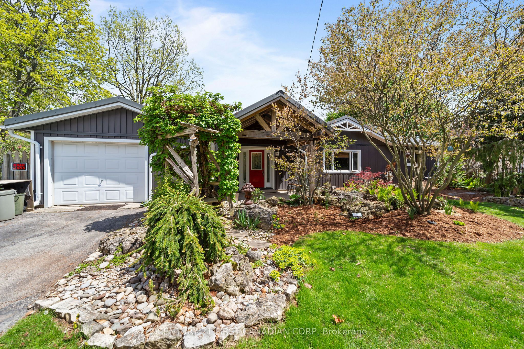 35 Park Avenue, St. Thomas, ON, N5R 4V9