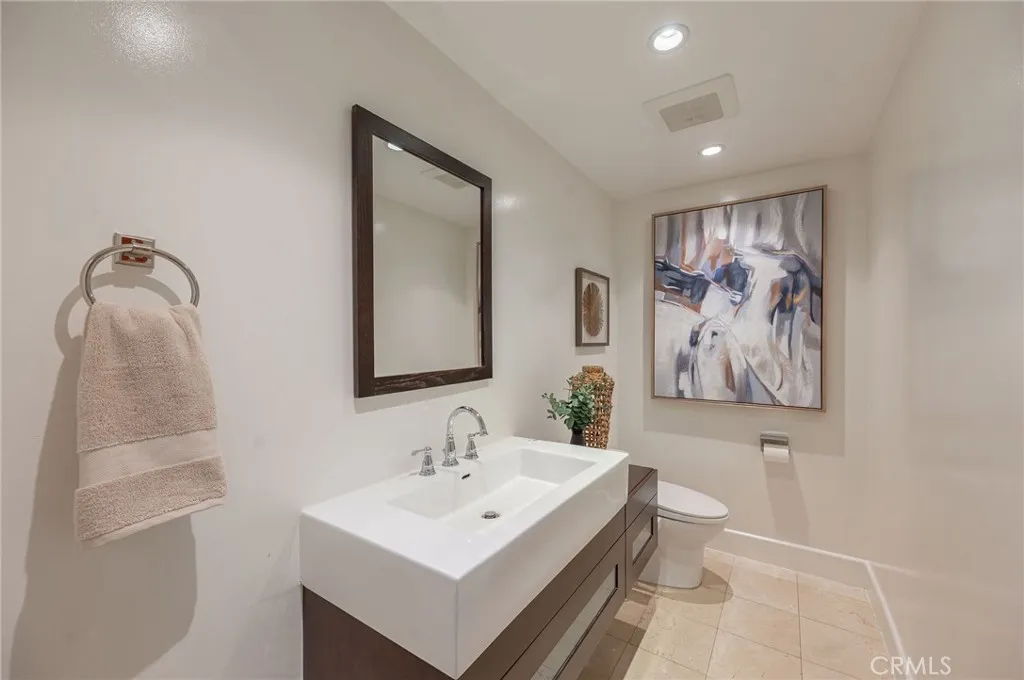Additional image 33 of 19281 Berclair Lane, Tarzana, CA 91356