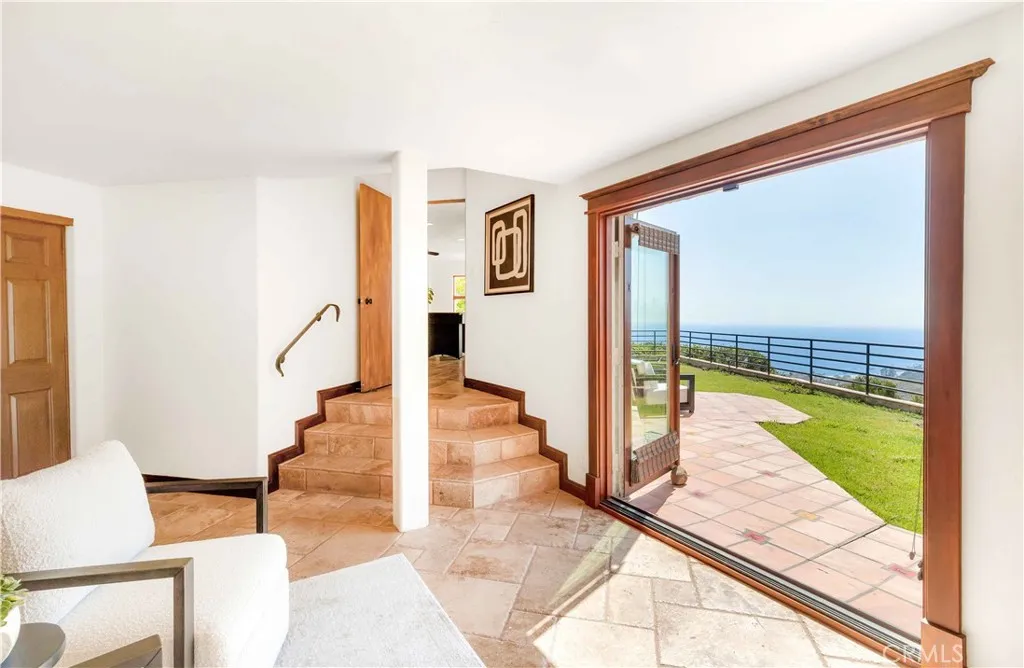Additional image 96 of 1992 San Remo Dr, Laguna Beach, CA 92651
