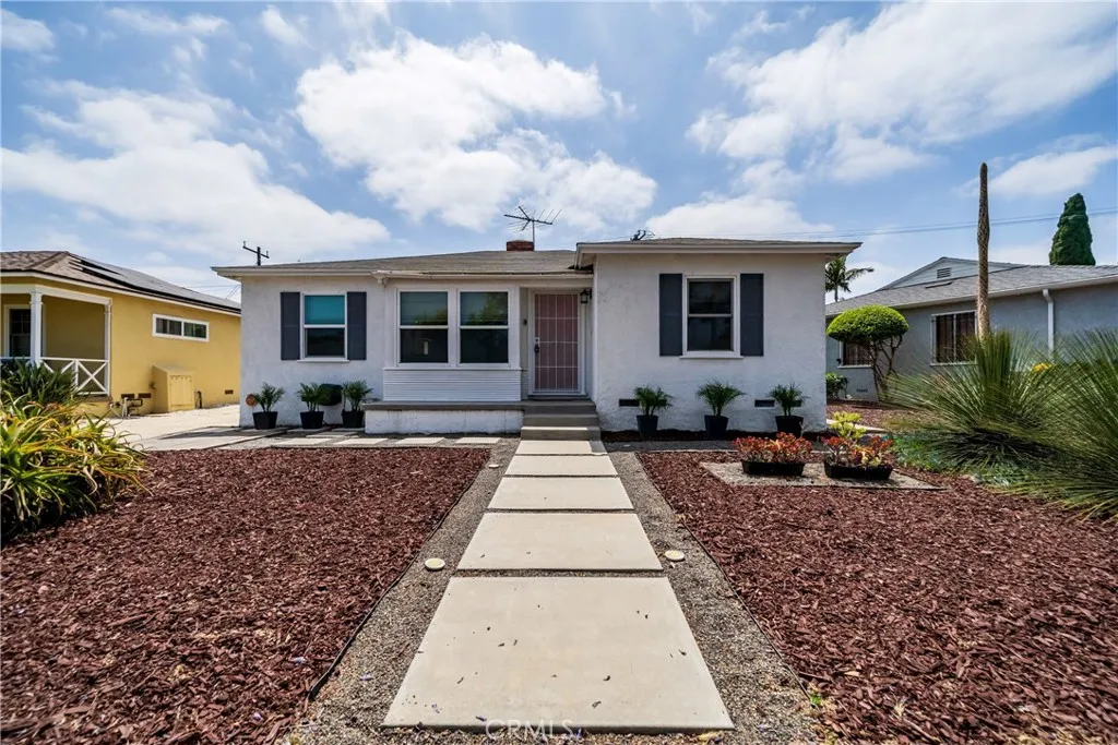 1006 E Ridgewood St, Long Beach, CA 90807 photo 2