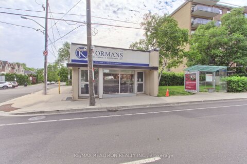 Additional image 8 of Main Floor-3173 Bathurst Street, Toronto, ON, M6A 2B1