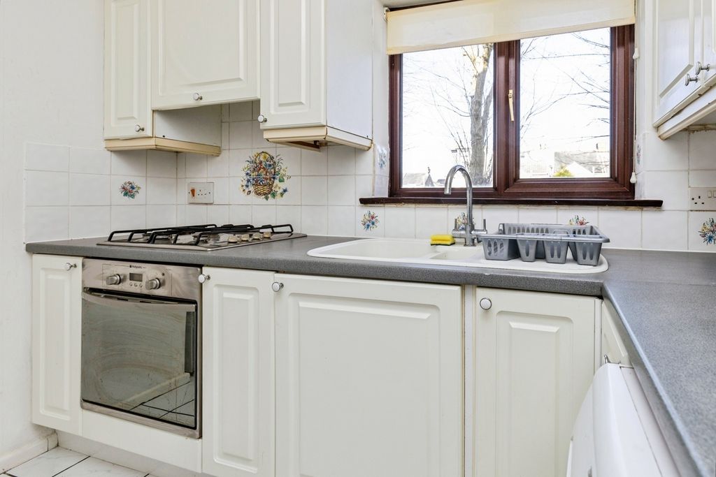 Additional image 8 of Studio for saleTrenear Close, Horsham, West Sussex RH13