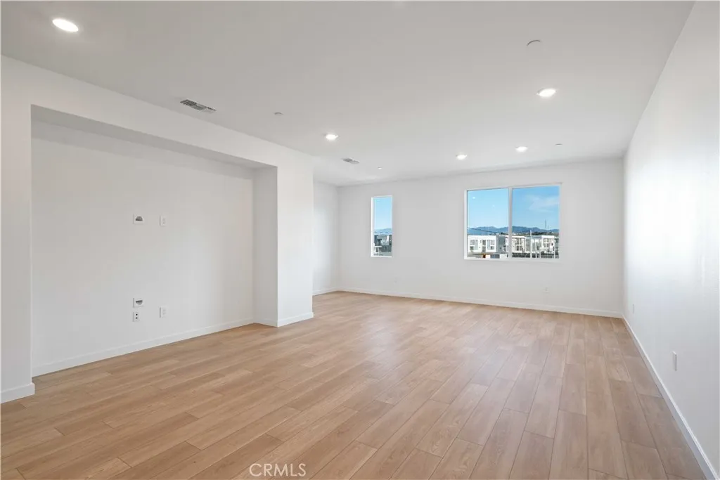 Additional image 10 of 27318 Bear Creek Lane, Valencia, CA 91381
