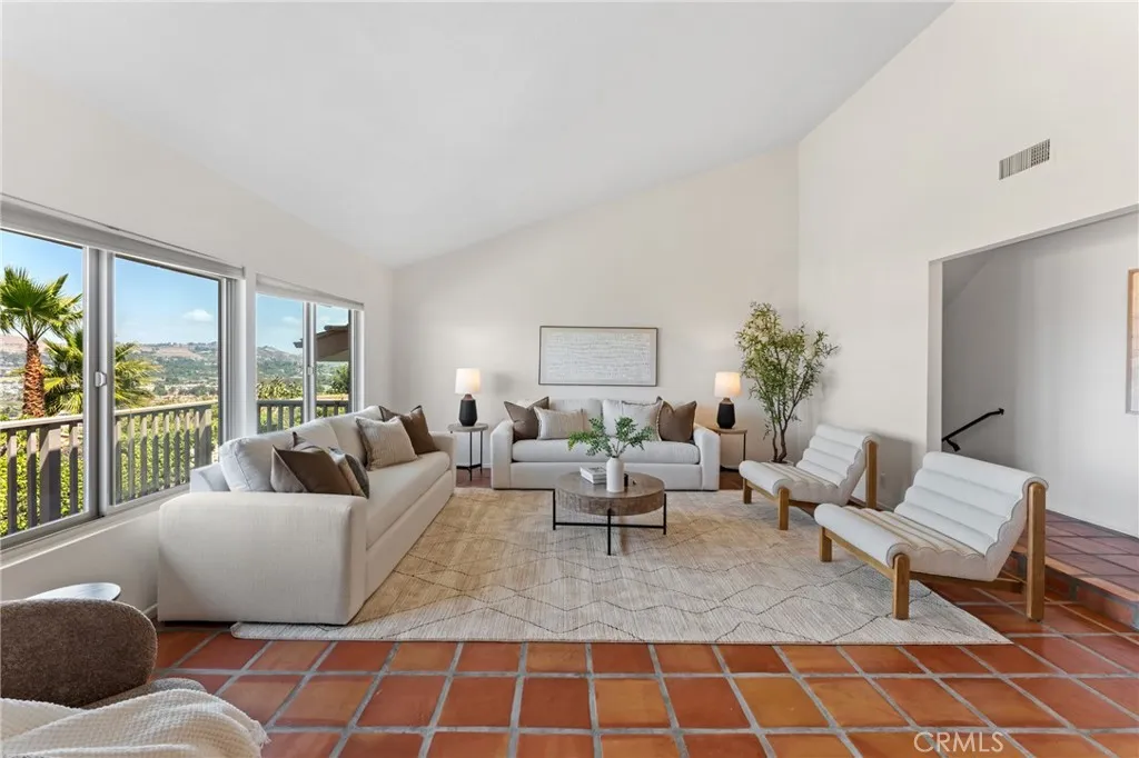 Additional image 11 of 33132 Valle Road, San Juan Capistrano, CA 92675