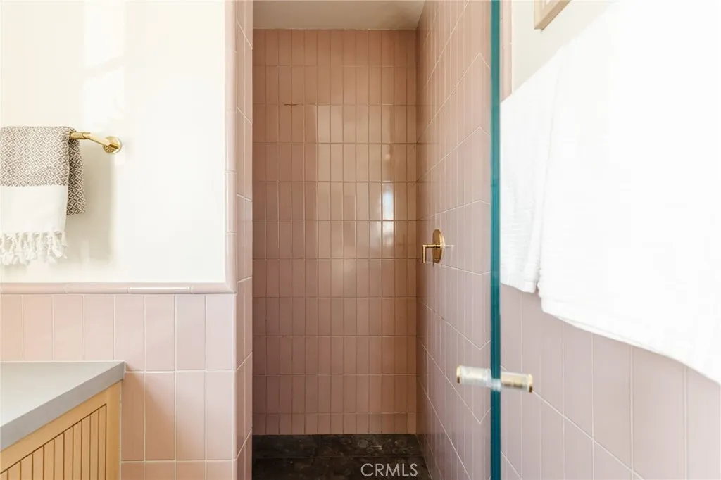 Additional image 84 of 429 20th Street, Manhattan Beach, CA 90266
