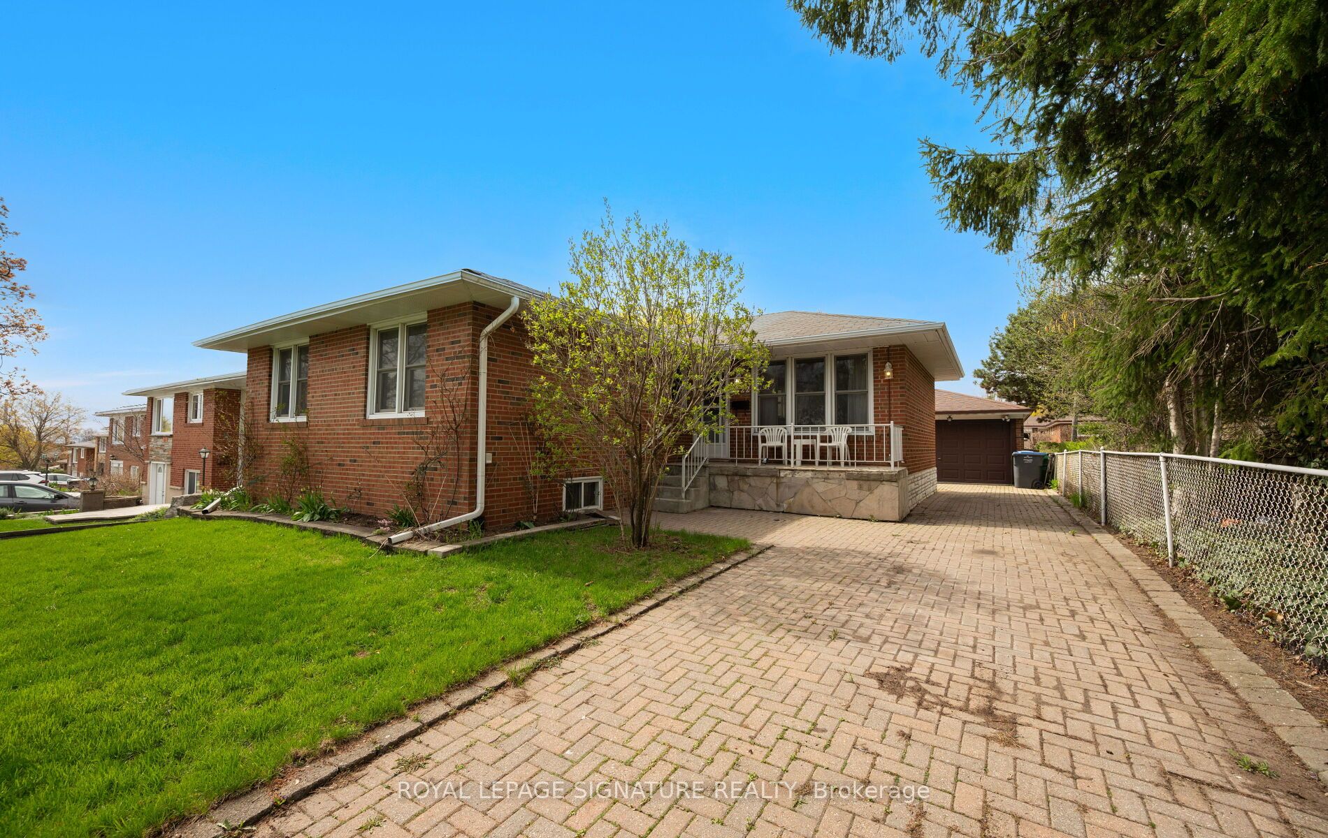 1322 Kelly Road, Mississauga, ON, L5J 3T9
