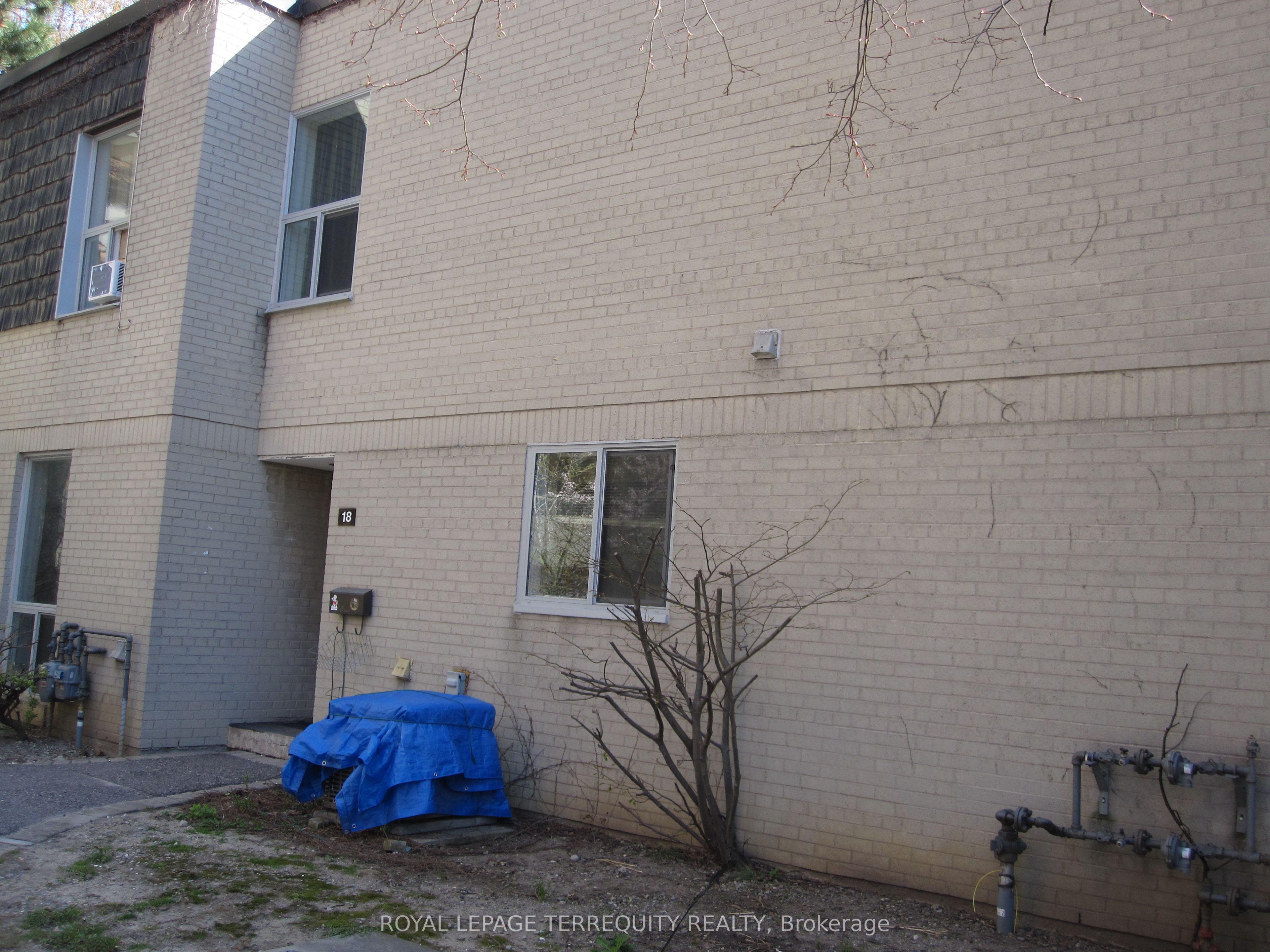 Additional image 2 of 18-11 Four Winds Drive, Toronto, ON, M3J 1K7