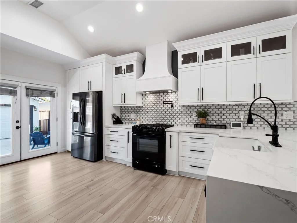 Additional image 30 of 2330 W 29th Place, Los Angeles, CA 90018