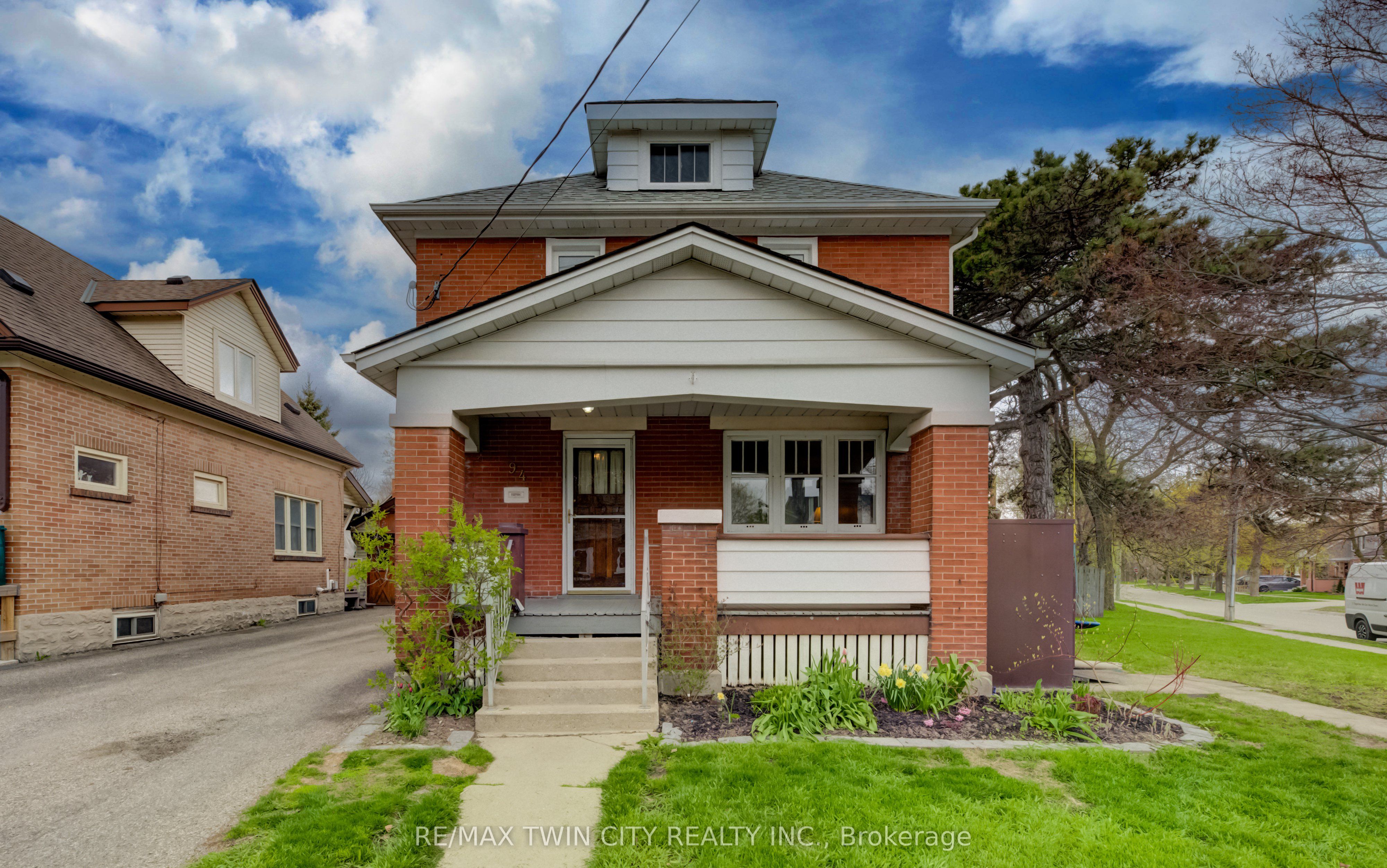 Additional image 2 of 94 Stirling Avenue N, Kitchener, ON, N2H 3G7