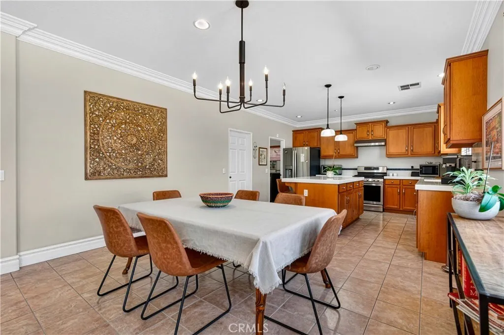 Additional image 33 of 21803 Delany Lane, Canoga Park, CA 91304