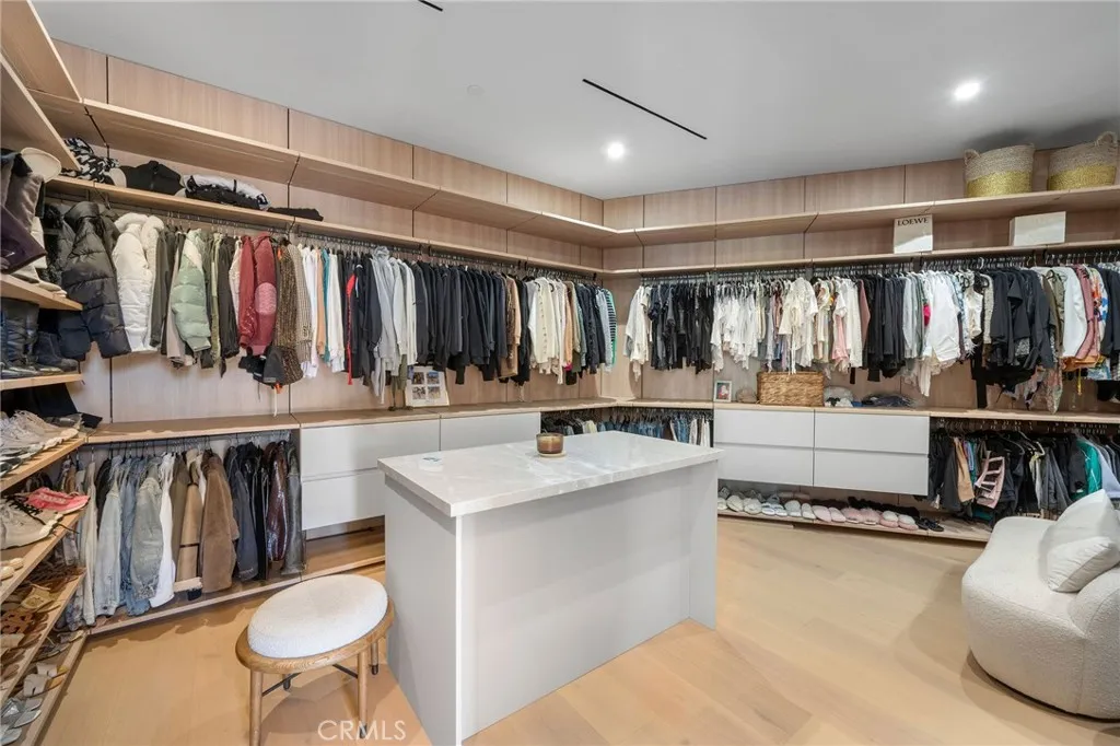 Additional image 102 of 16988 Strawberry Drive, Encino, CA 91436