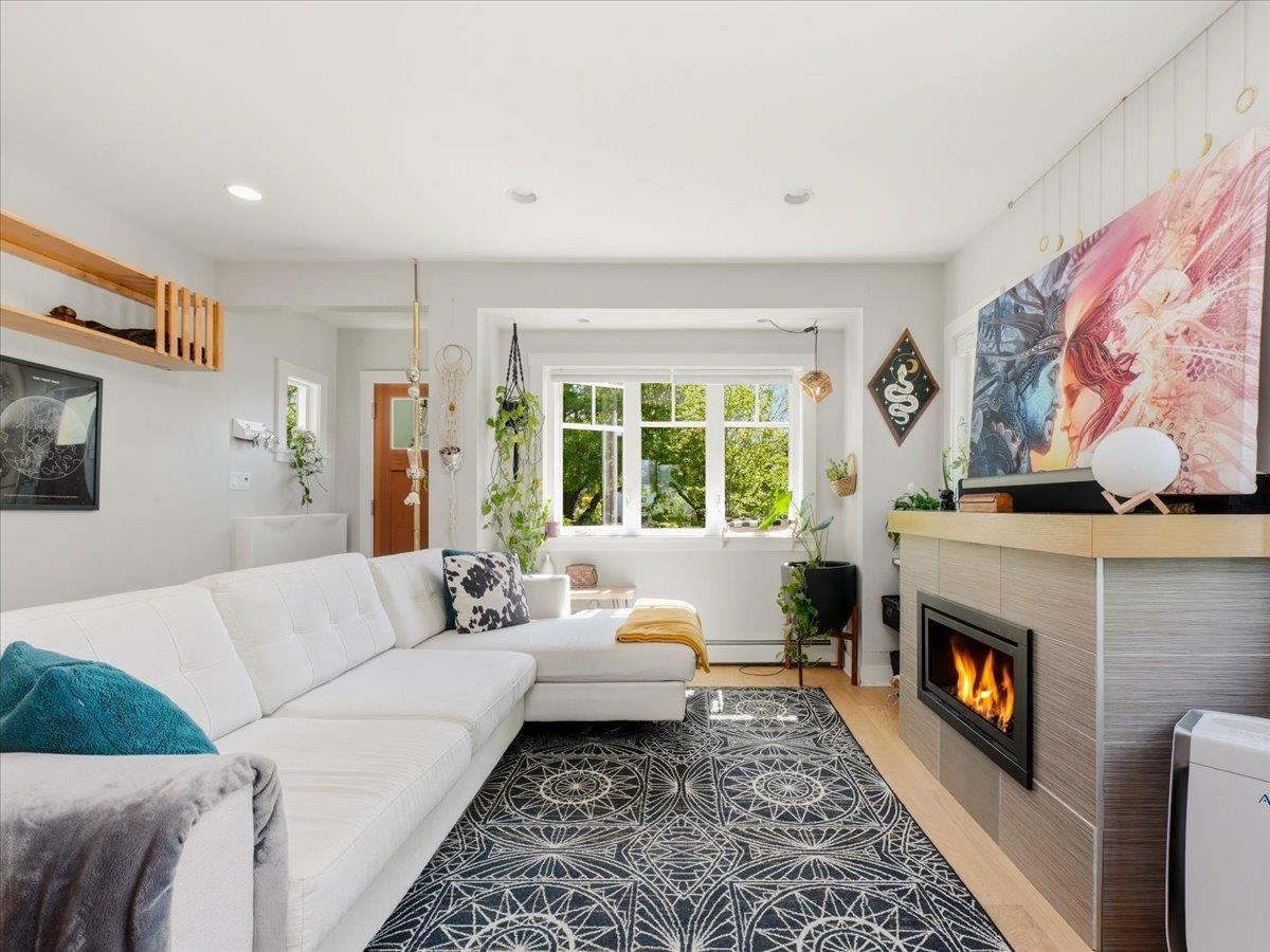 Additional image 2 of 2607 5th Avenue E, Vancouver, BC, V5M 1N1