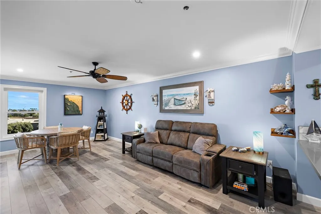 Additional image 9 of 280 Cagney Lane Unit 211, Newport Beach, CA 92663