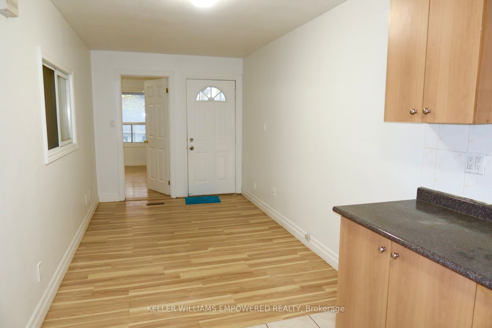 Additional image 6 of 2-821 Albion Road, Toronto, ON, M9V 1A3