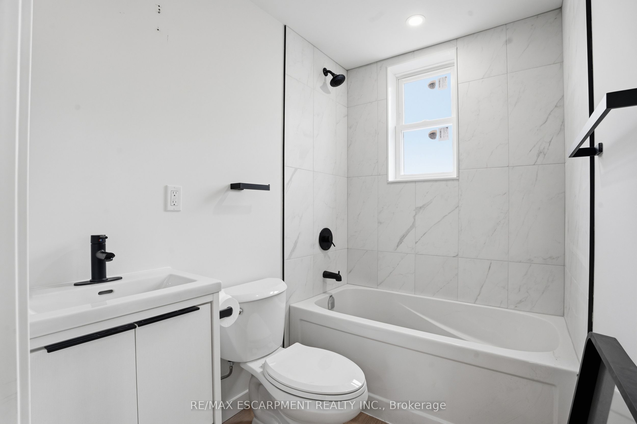 Additional image 6 of 1049 Glencairn Avenue, Toronto, ON, M6B 2B1