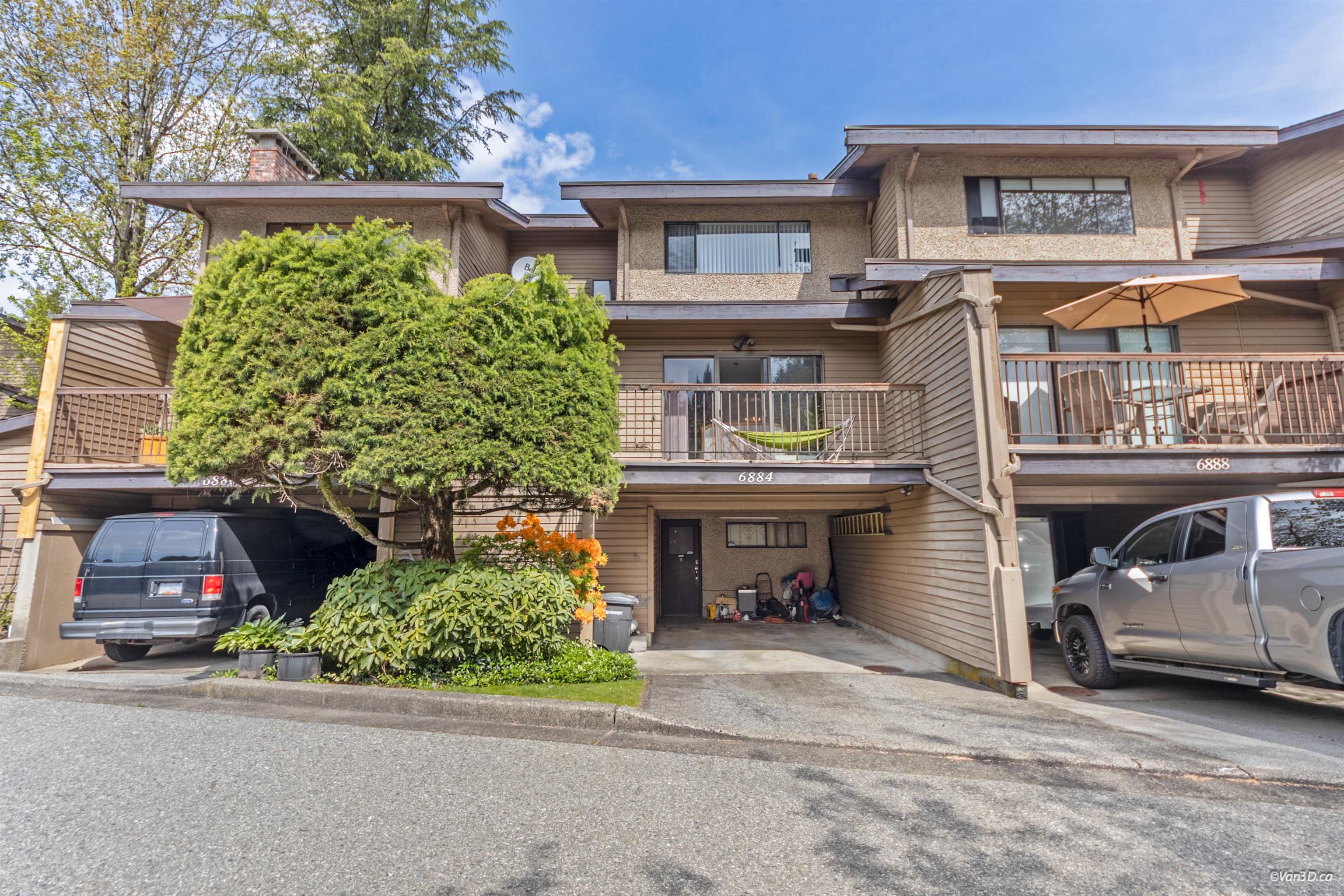 Additional image 5 of 6884 Bromley Court, Burnaby, BC, V5B 4R4