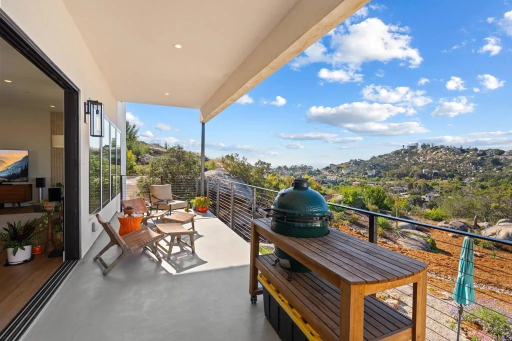 Additional image 104 of 10042 Tall Oak Dr, Escondido, CA 92026